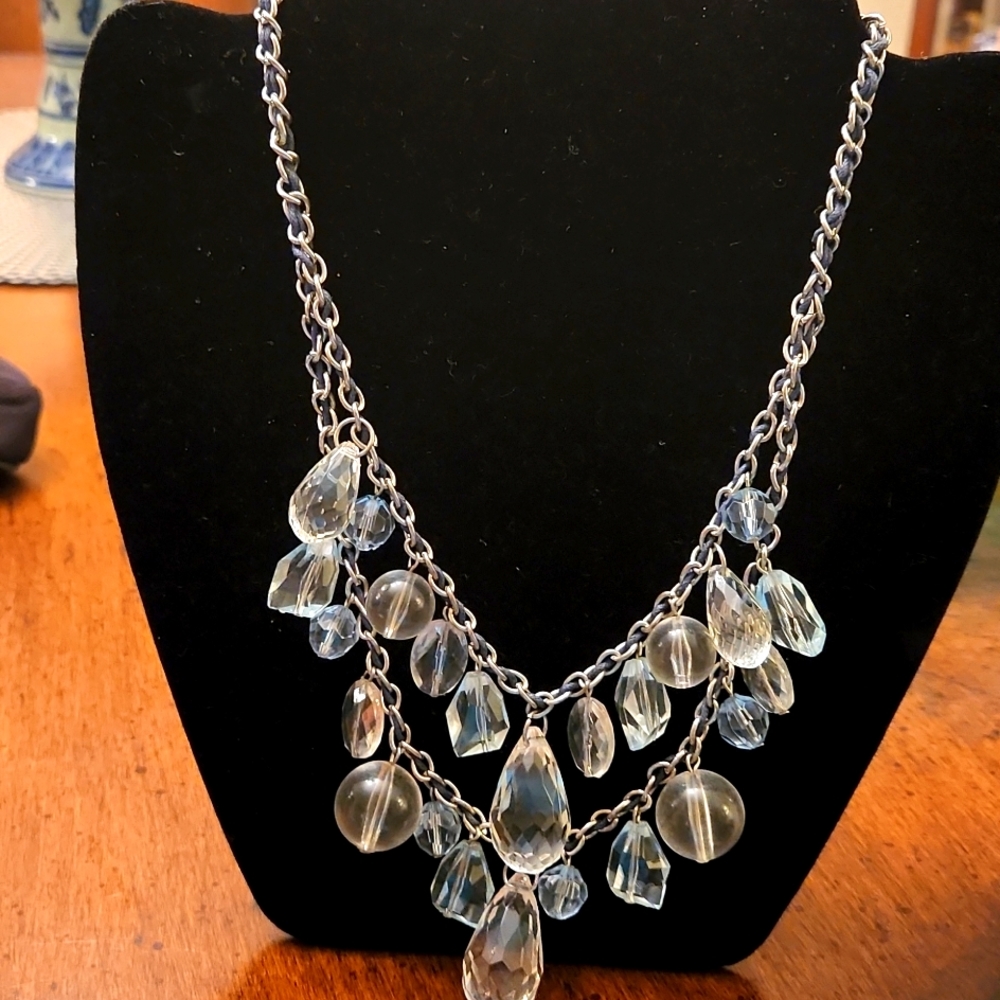 Fashion necklace, lt blue & clear stones, with silver chain, lobster claw hook - Picture 2 of 8